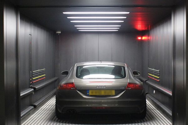 araç asansörü için profesyonel asansör teknik servisi uygulaması